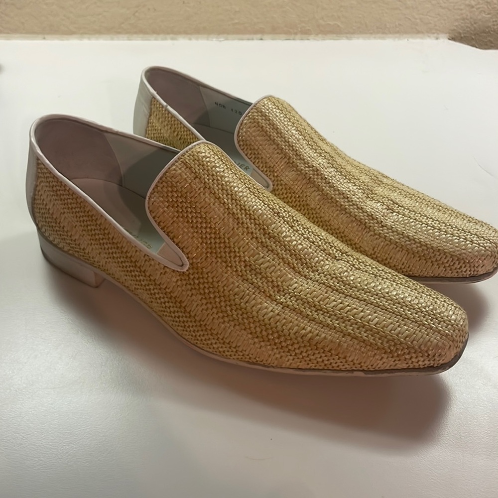 Donald J Pliner Mens dress shoe Size 11.5 Used/Good condition